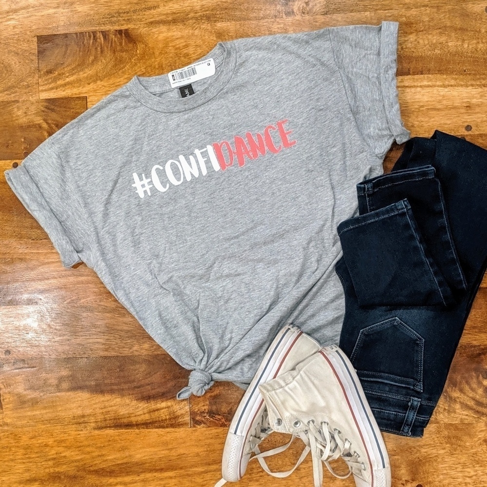 # ConfiDANCE Graphic T-Shirt, Heather Grey Youth XL NWT